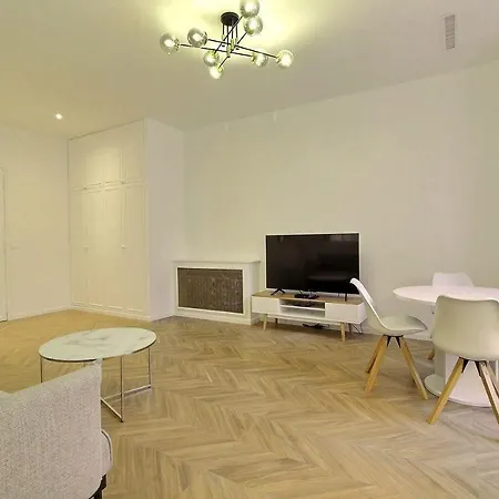 דירה Flat Champs Elysees פריז